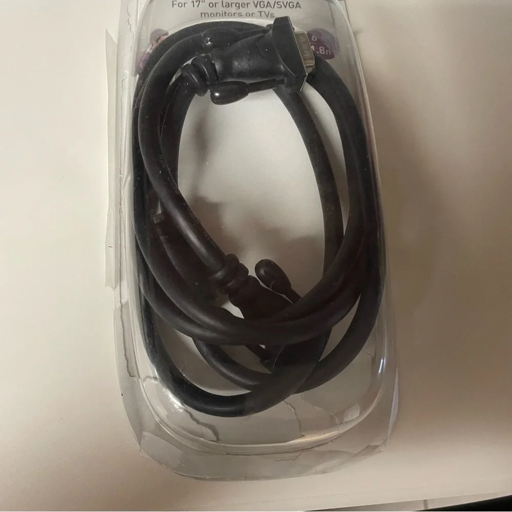 VGA/SVGA to VGA/SVGA cable